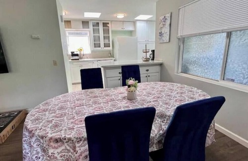 Bothell House | Charming 2BR w/Garden Retreat & 2 Free Parking