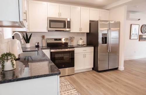Jaffrey Condo | Charming 3-bedroom condo in peaceful Jaffrey with AC