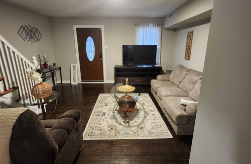 Upper Darby House | Charming 3-bedroom house in serene Upper Darby with AC, WiFi and mor