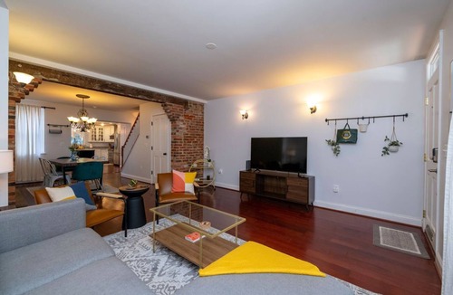 Fells Point House | Charming 4 bedroom home just steps to the water!