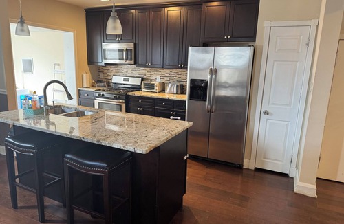 West Arlington House | Charming 4 Br 2Ba Duplex