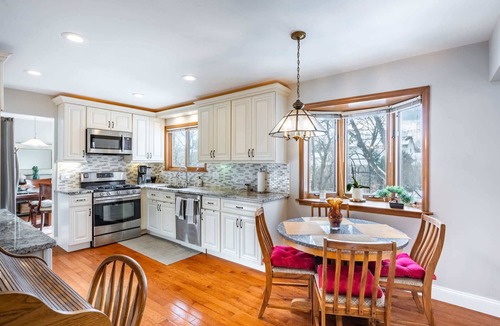 Thurston House | Charming 4BR Ann Arbor Home, Near Parks & Shops