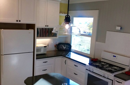 Shenandoah Valley House | Charming Amador Farmhouse! Located on the Shenandoah Valley Wine Trail.