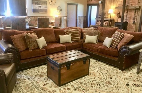 Pagosa Springs House | CHARMING BARN + ACREAGE + POOL TABLE + HORSESHOES + PET FRIENDLY + PIANO