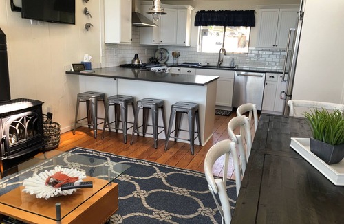 Blaine House | Charming Birch Bay Beach Front House ~ Recently added, a second bathroom!