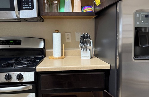 Westgate Heights House | Charming & clean 3-bedroom house with WiFi on the Southwest Mesa of Albuquerque