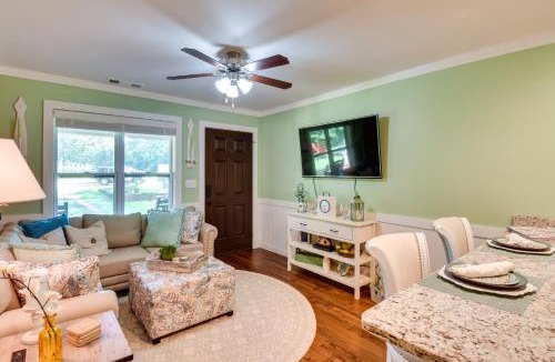 Watkinsville House | Charming Duplex 12 Mi to UGA and Sanford Stadium!