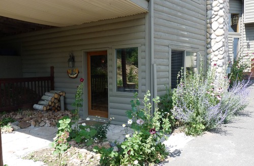 Shadow Mountain House | Charming Evergreen Hills Escape With Great Mountain Views