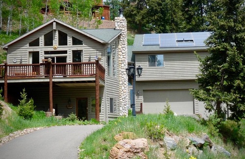 Shadow Mountain House | Charming Evergreen Hills Escape With Great Mountain Views