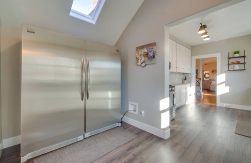 Windsor House | Charming Getaway, Walk to Windsor Lake & Downtown!