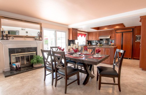 Orange House | Charming Home w/Pool & Spa Near Disneyland, Knotts Berry Farm, and much more