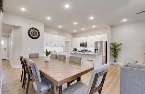 Ozark House | Charming Ozark Abode w/Yard & Pool Access
