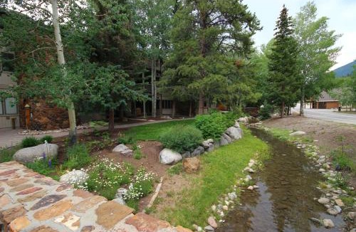 Mountain House House | Chateaux DuMont 2725 by SummitCove Lodging