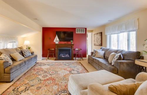 Mayville House | Chautauqua Lake Access Waterfront Cottage with Dock