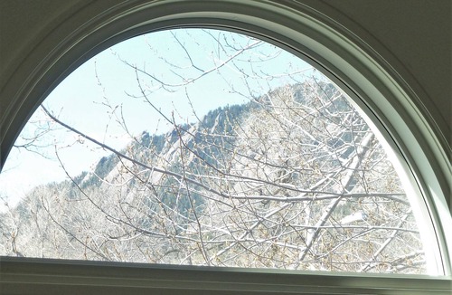 Lower Chautauqua House | Chautauqua Park 5 Bedroom Home Blocks from Boulder's Majestic Flatirons