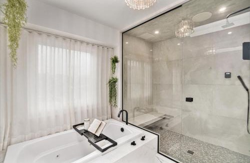 Cherry Creek House | Cherry Creek Townhouse W Gym & Sauna
