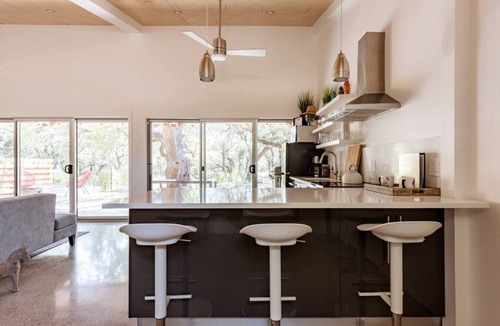Dripping Springs Apartment | Chic Barndo w Heated Soaking Pool, Firepit, Trails