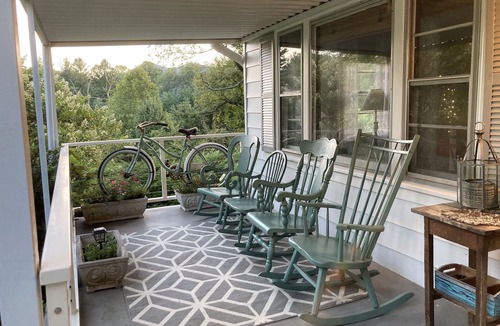 The Cliffs House | Chickadees Cottage and Pottery - centrally located, private comfortable cottage.