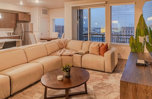 Rio Grande Apartment | City Views 2BR 2BA Pool/Gym Convention Centre