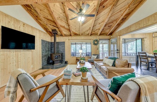 Cloudcroft House | Cloudcroft Mountain Retreat about 5 Mi to Skiing!