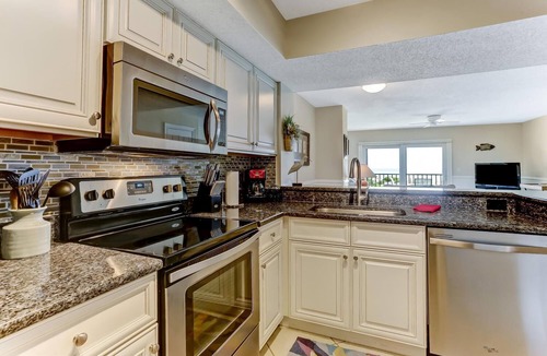 Amelia City House | Coastal Oceanfront Town-home w/Remarkable Views- Located in Summer Beach!