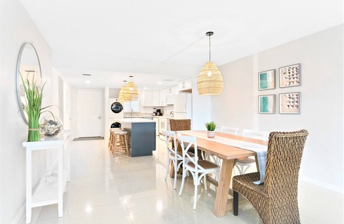 Port Canaveral Condo | Cocoa Beach Towers by Happy Palm Stays