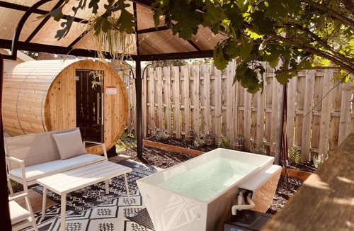 Diamond Lake House | Cold plunge and sauna bungalow in SW Minneapolis
