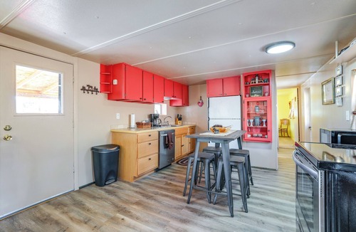Cripple Creek Cottage | Colorado Vacation Rental w/Deck & Mtn Views