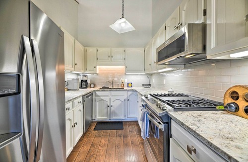 Pagosa Springs Condo | Colorful Condo in Pagosa Springs w/Patio!