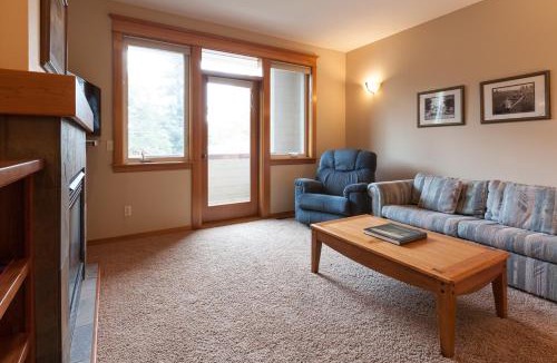 Hood River Apartment | Columbia West condo