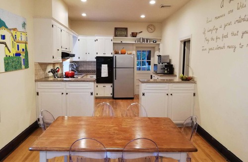 Northwest Philadelphia House | Comfort, Charm and Tradition at once