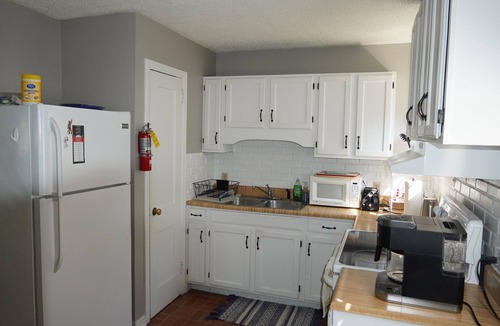 State College House | Comfort & Proximity to Downtown and Penn State (STR22-00040)