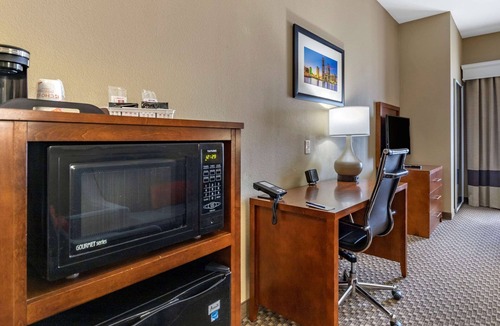 Bay Area Hotel | Comfort Suites Near Texas A&M University - Corpus Christi