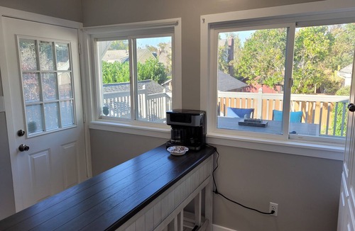 Phinney Ridge House | Comfortable 2-bedroom, 2 decks, walking neighborhood, & minutes to downtown.