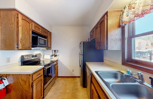 Angel Fire Condo | Comfortable condo with mountain views, patio, & easy ski access