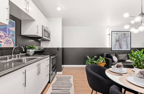 Melrose Condo | Comfy Condo in the 12 South area, 10 minutes to downtown, and 1 mile to Geodis