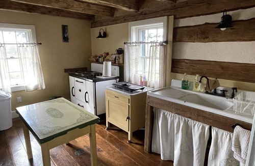 Refton Cottage | COMPLETELY RESTORED 1700's HOME SURROUNDED BY FARMLAND