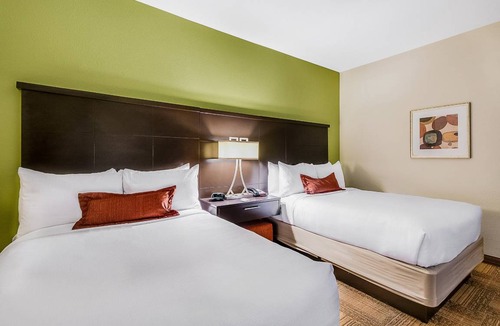 Longview Condo | Condo ∙ 2 bedrooms ∙ 5 guests