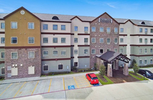 Longview Condo | Condo ∙ 2 bedrooms ∙ 5 guests