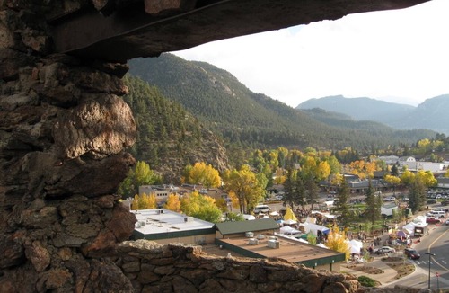 Estes Park Condo | Convenient Downtown Loft With Balcony, At River Confluence, Walk To Restaurants