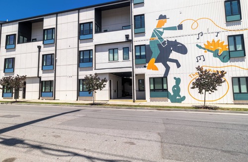 Buena Vista Apartment | Conway D104 by AvantStay | Modern Downtown Studio, Minutes to Broadway