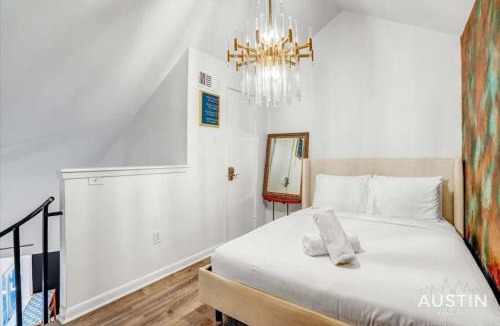 Riverside House | Cool Down On Riverside Free Parking and Shared Pool