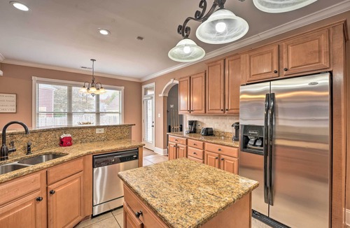 Cordova House | Cordova Home w/Pool Table, 17 Mi to Memphis Zoo!
