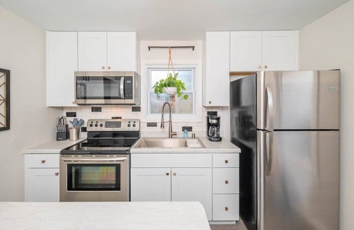 Appleton House | 𝐂𝐨𝐭𝐭𝐚𝐠𝐞 𝐨𝐧 𝐊𝐞𝐫𝐧𝐚𝐧 - Sleeps 5