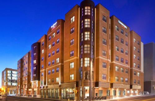 Downtown Syracuse Hotel | Courtyard Syracuse Downtown at Armory Square