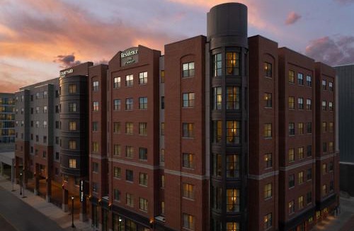 Downtown Syracuse Hotel | Courtyard Syracuse Downtown at Armory Square