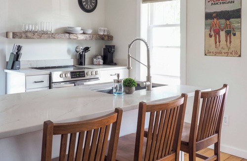 Manistee Apartment | Cozy 1+ Bedroom Haven with Charm and is a block from downtown!