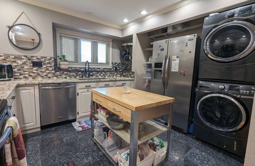 Littleton Condo | Cozy 2-bedroom condo with WiFi, AC in welcoming Centennial