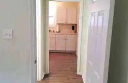 Harlandale House | Cozy 2 Bedroom Home - Mins from Downtown & Pearl