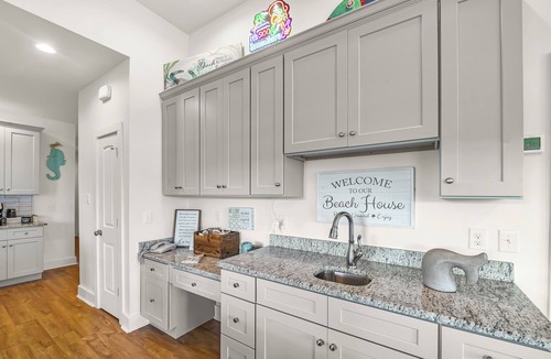 Morgantown House | Cozy Beach Cottage/Heated Pool/Com Ice Machine 5 star reviews for 8 years!